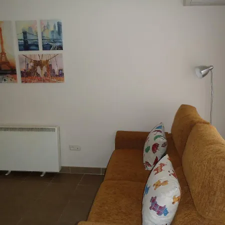 El Balconcito De San Millan Iii アパート *