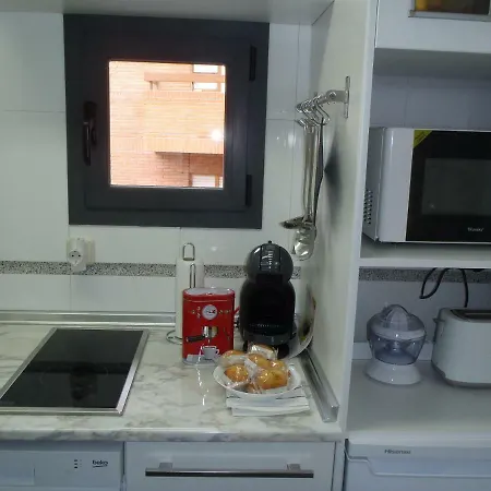 アパート El Balconcito De San Millan Iii *